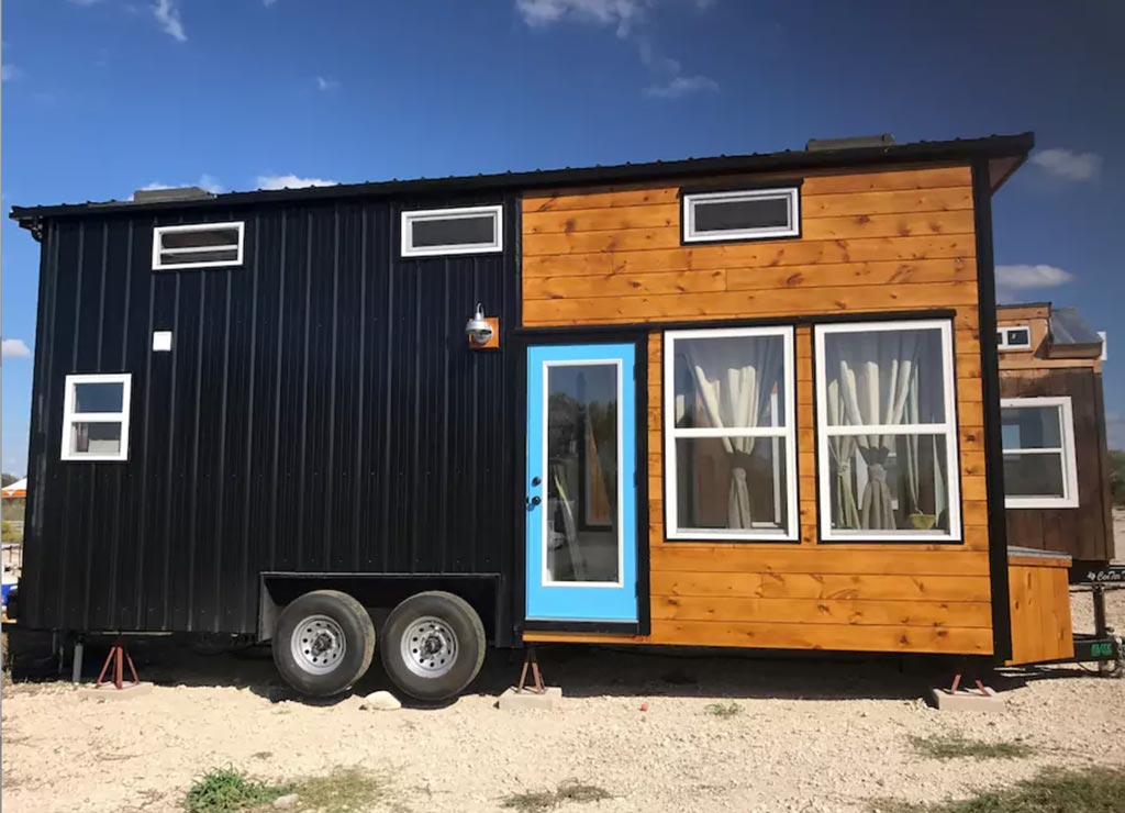 Incredible Tiny Homes Builder Review